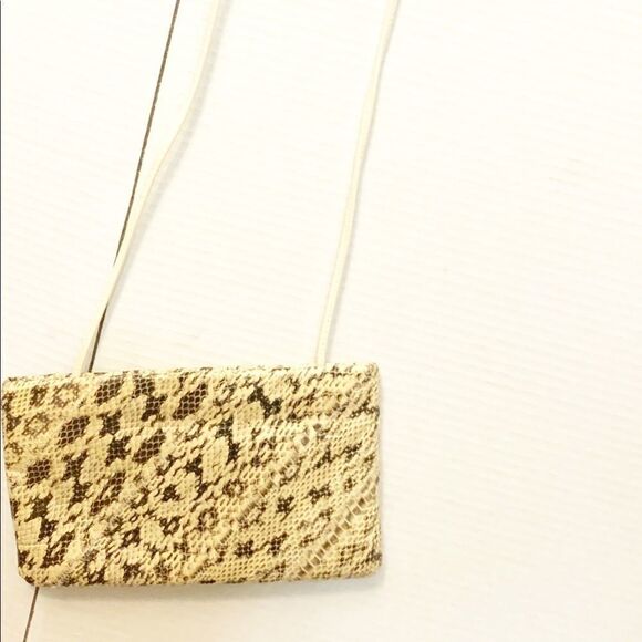 Vintage Snakeskin Clutch Crossbody by RONAY - Picture 3 of 3